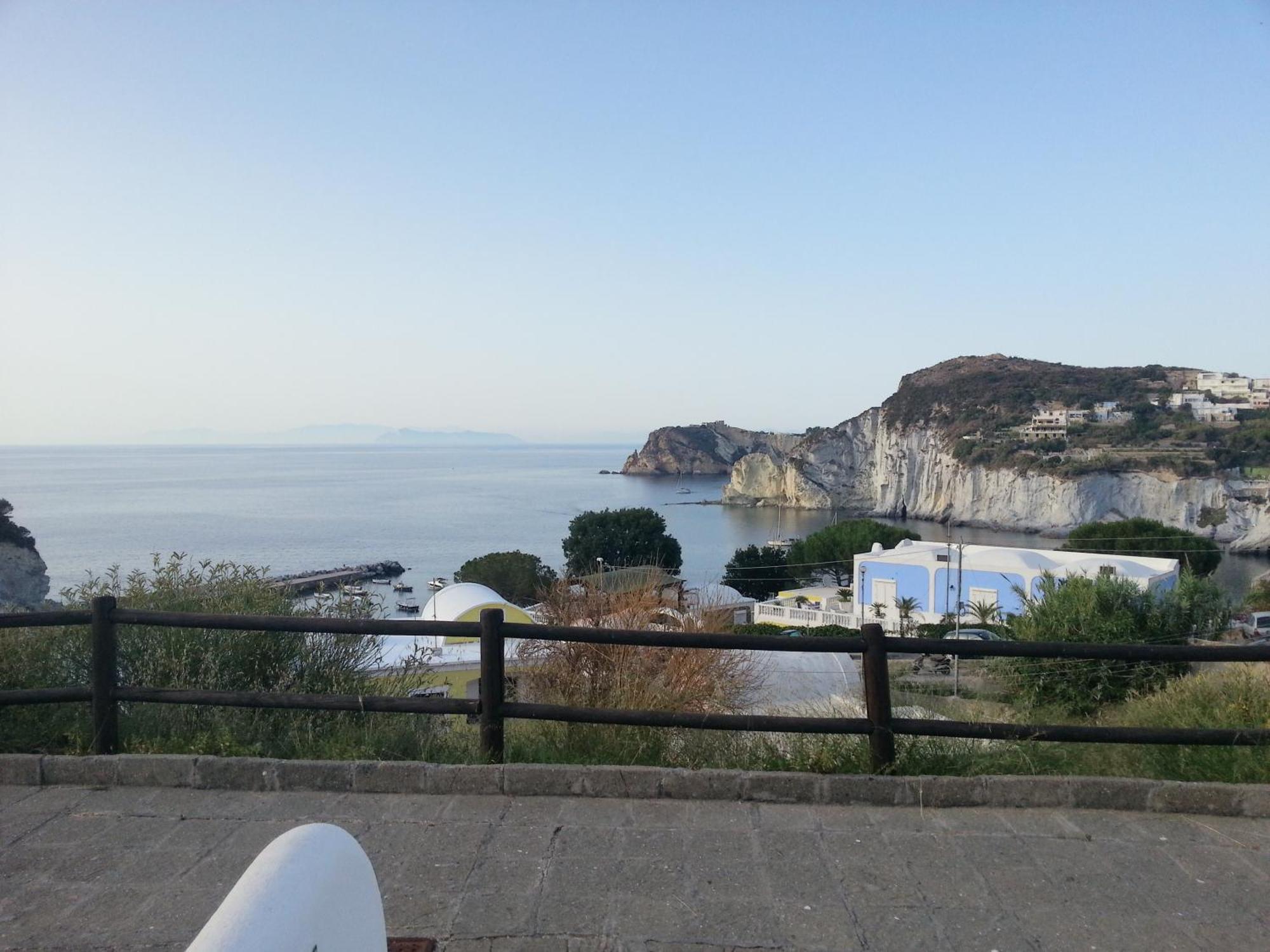 Hotel Villaggio Dei Pescatori ปอนซา ภายนอก รูปภาพ