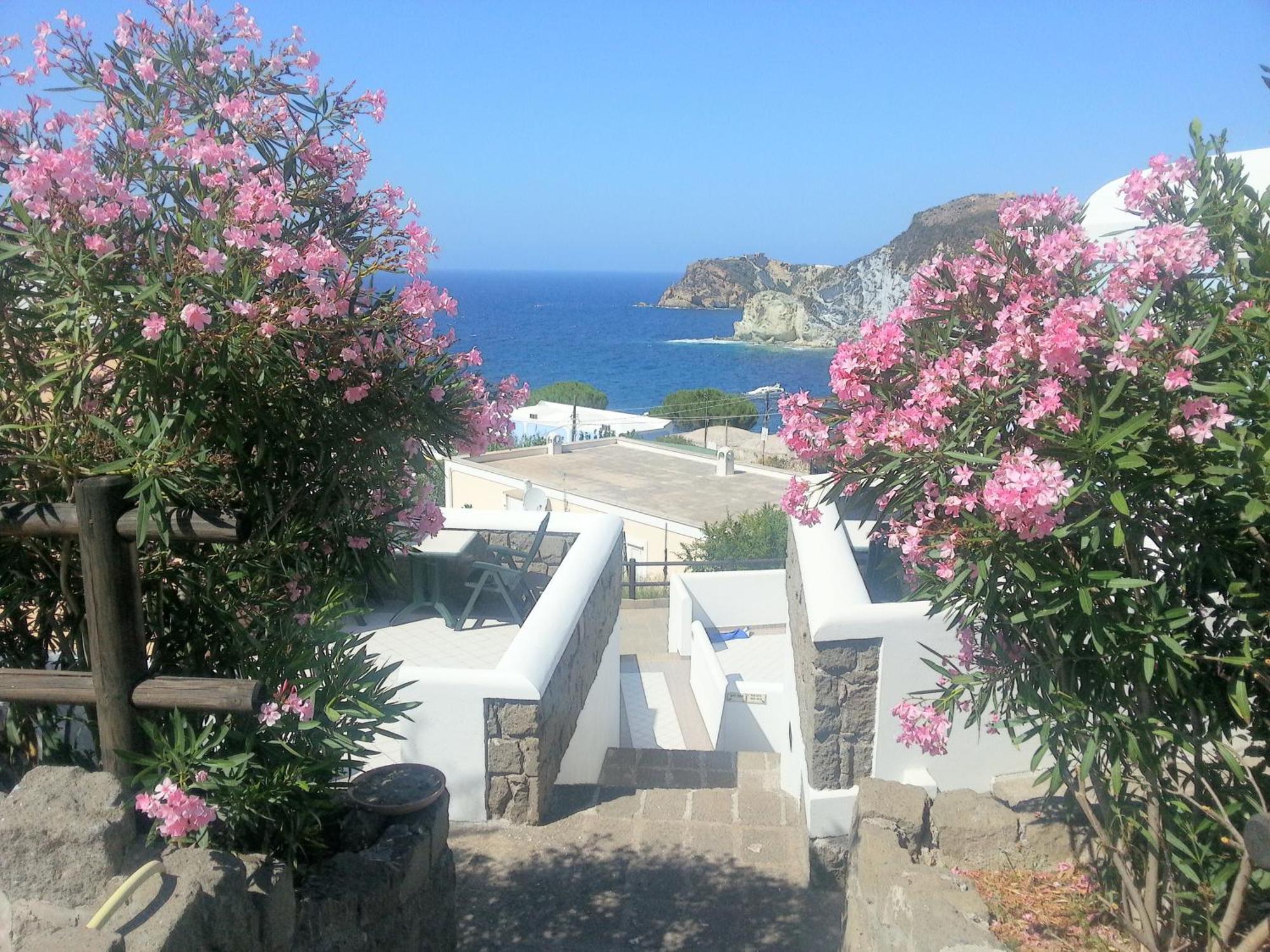 Hotel Villaggio Dei Pescatori ปอนซา ภายนอก รูปภาพ