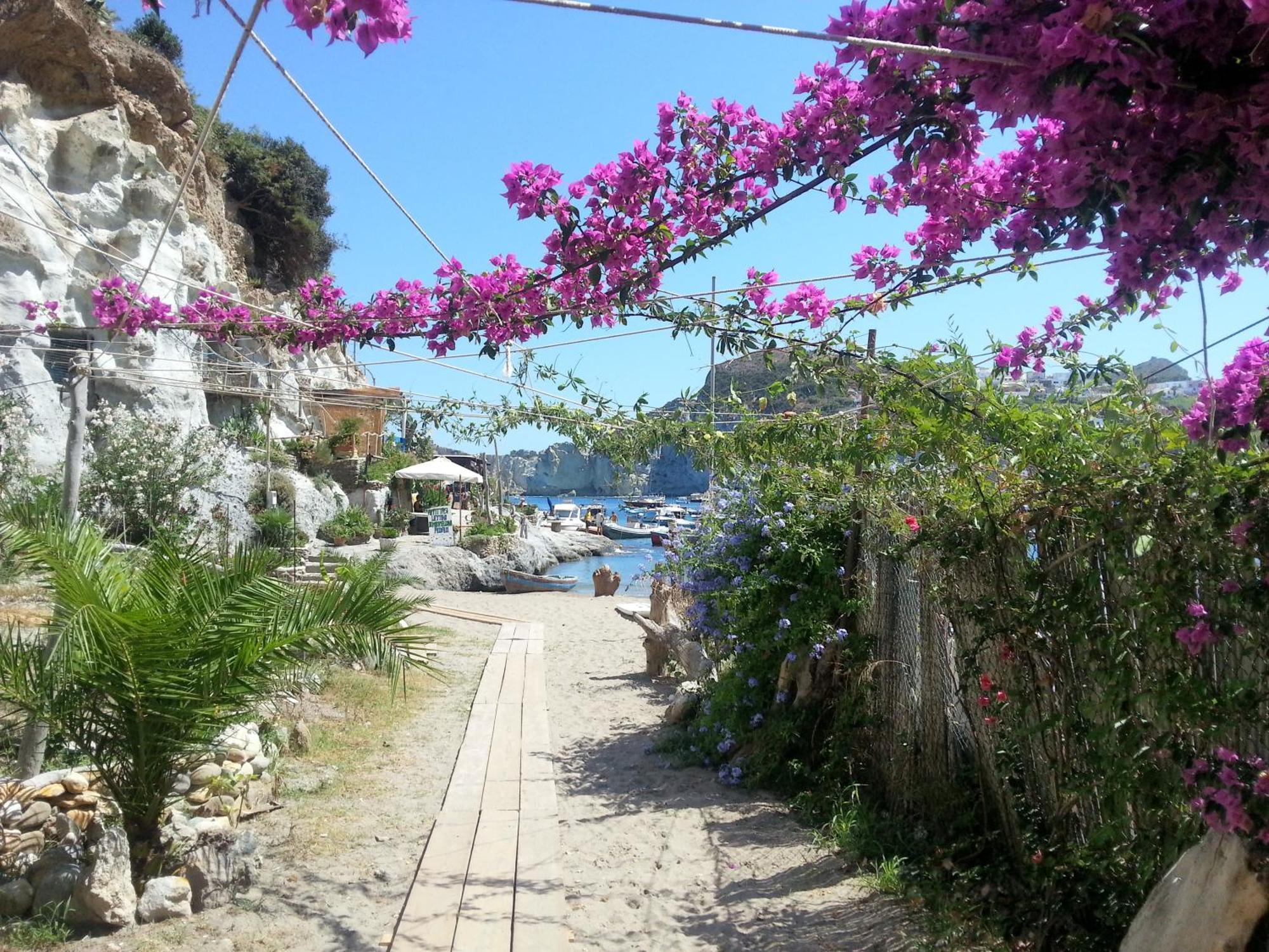 Hotel Villaggio Dei Pescatori ปอนซา ภายนอก รูปภาพ