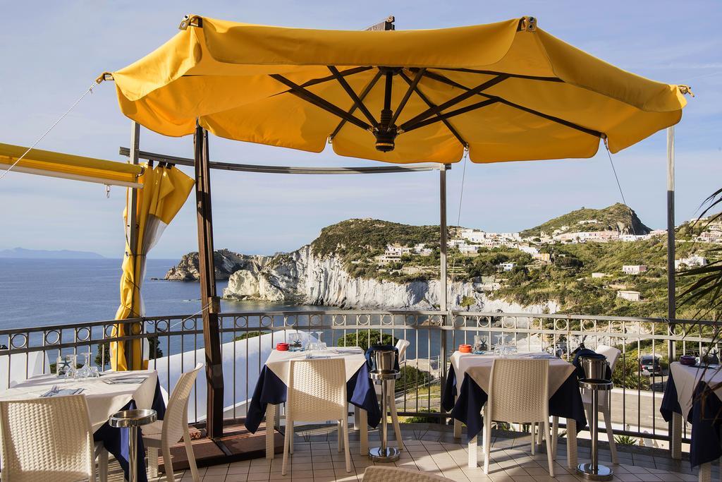 Hotel Villaggio Dei Pescatori ปอนซา ภายนอก รูปภาพ