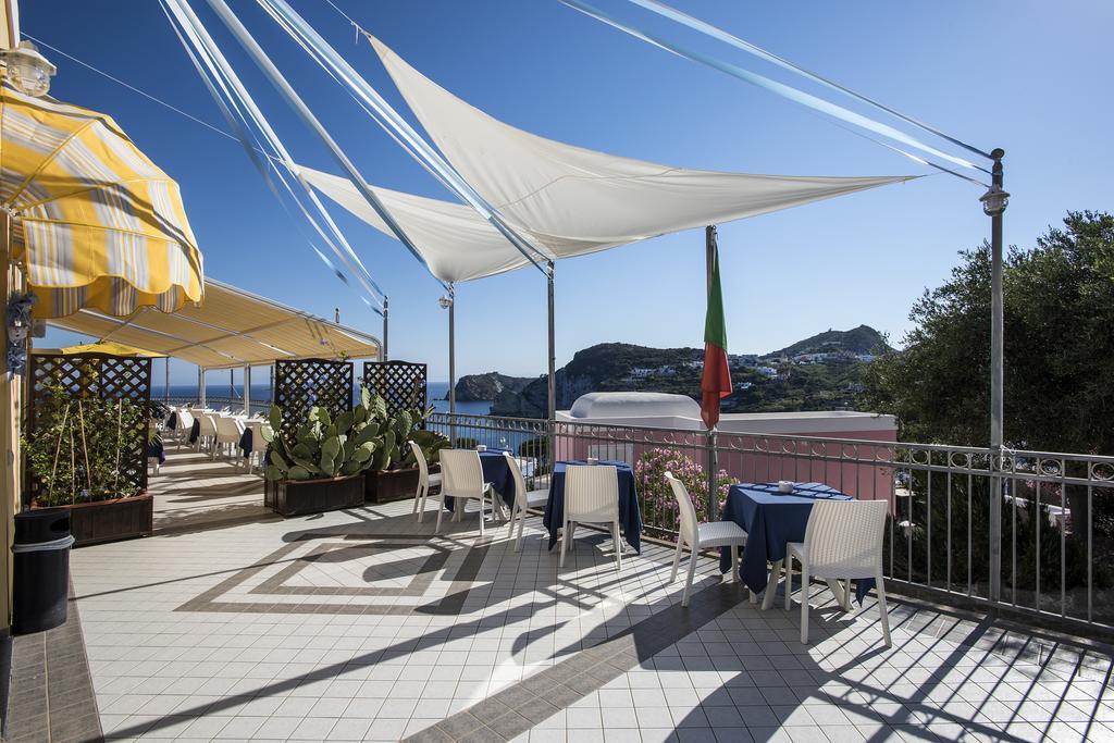Hotel Villaggio Dei Pescatori ปอนซา ภายนอก รูปภาพ