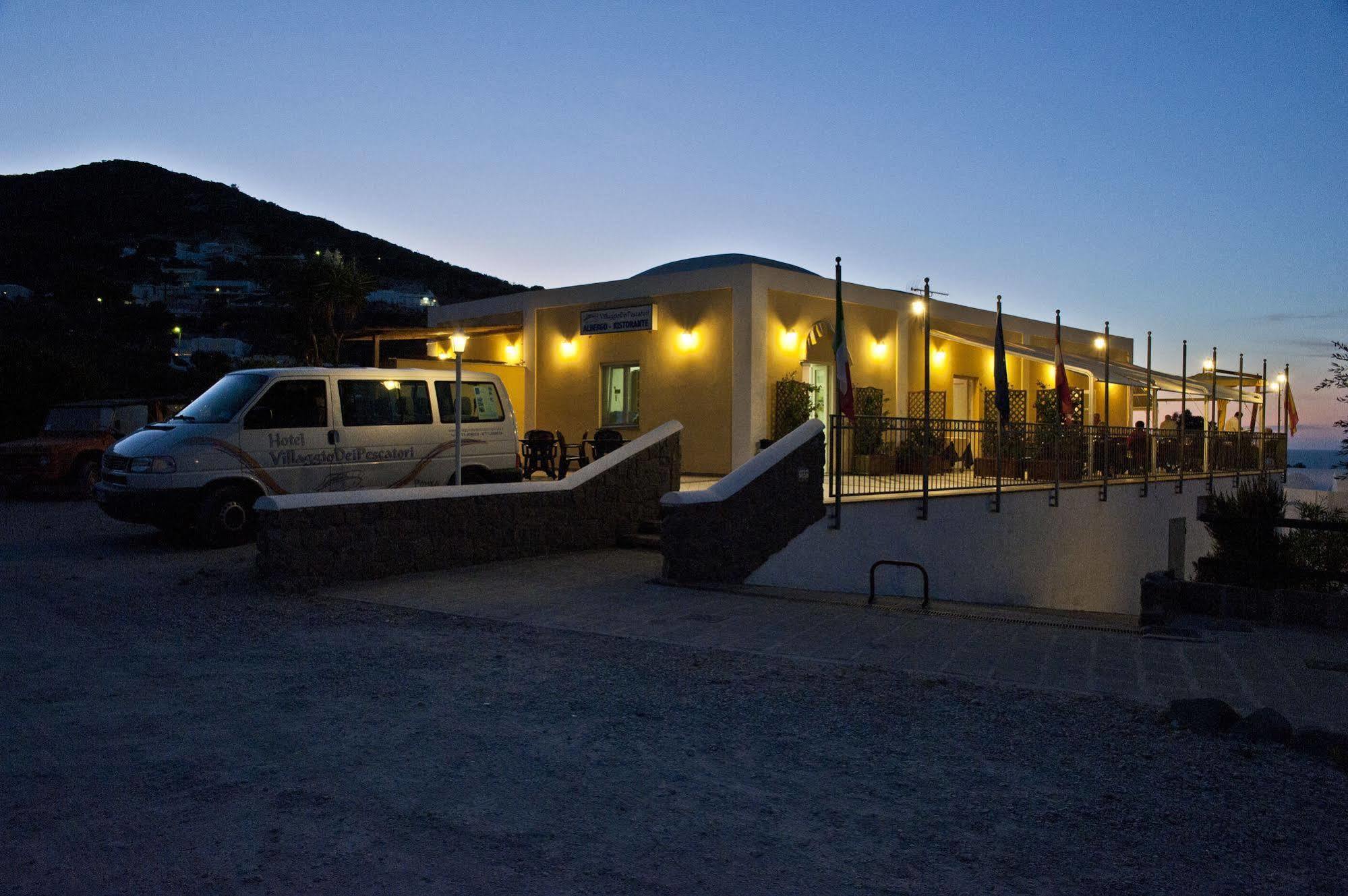 Hotel Villaggio Dei Pescatori ปอนซา ภายนอก รูปภาพ