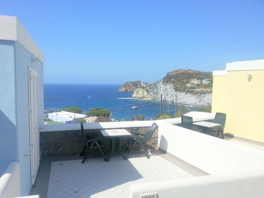 Hotel Villaggio Dei Pescatori ปอนซา ภายนอก รูปภาพ