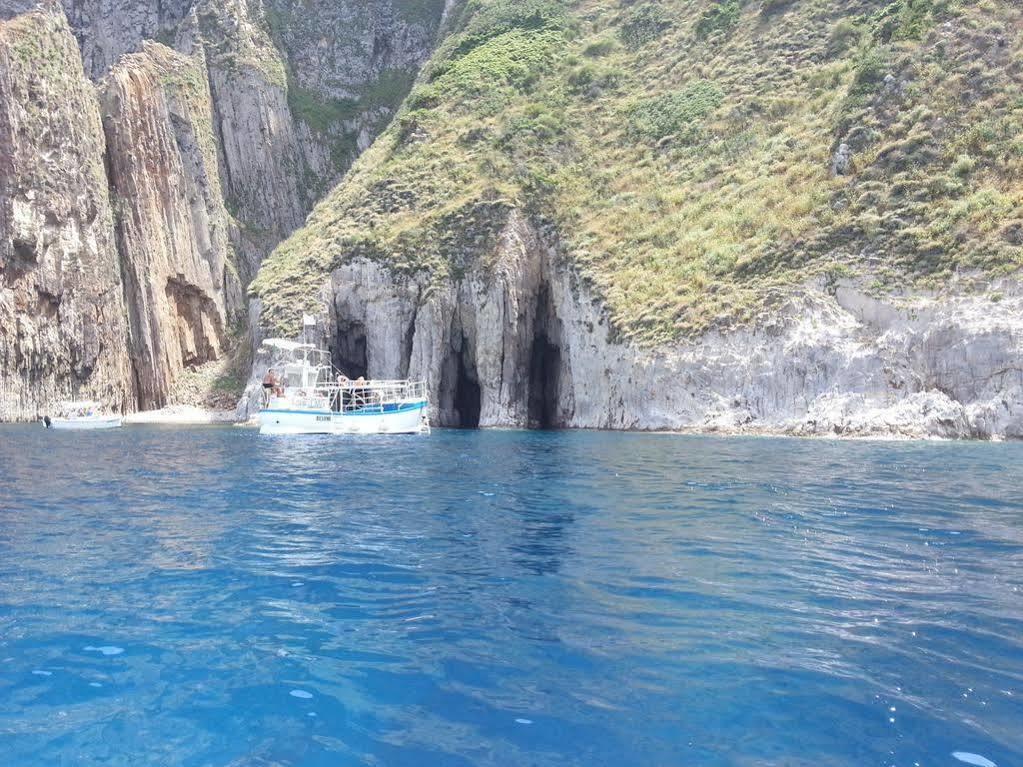 Hotel Villaggio Dei Pescatori ปอนซา ภายนอก รูปภาพ